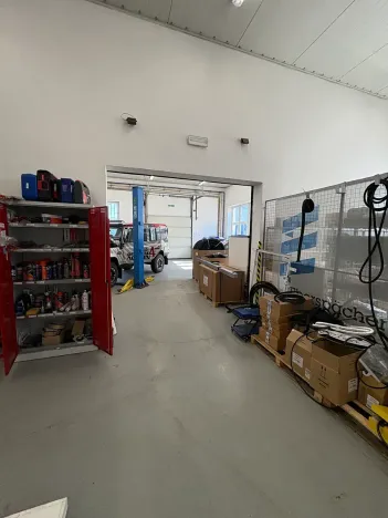 Pronájem výrobních prostor, Praha - Horní Počernice, Náchodská, 600 m2