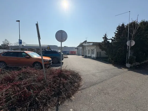 Pronájem výrobních prostor, Praha - Horní Počernice, Náchodská, 600 m2