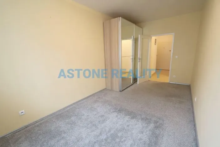 Pronájem bytu 2+kk, Praha - Hostavice, U Hostavického potoka, 50 m2