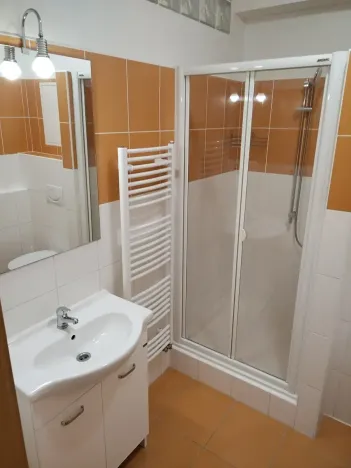 Pronájem bytu 1+kk, Pardubice, Jozefa Gabčíka, 38 m2