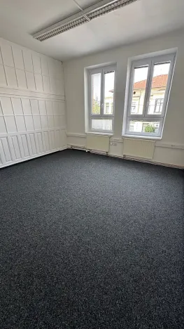 Pronájem kanceláře, Pardubice, Jana Palacha, 24 m2