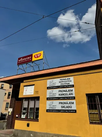 Pronájem kanceláře, Pardubice, Jana Palacha, 24 m2