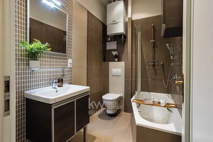 Pronájem bytu 3+1, Praha - Smíchov, Zborovská, 74 m2