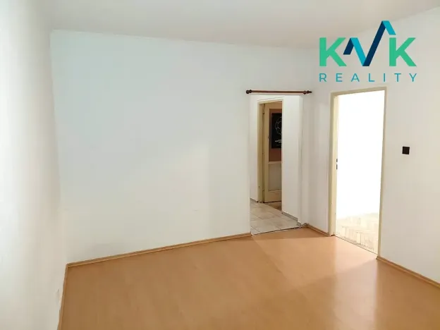 Pronájem bytu 3+1, Ostrov, Kollárova, 70 m2