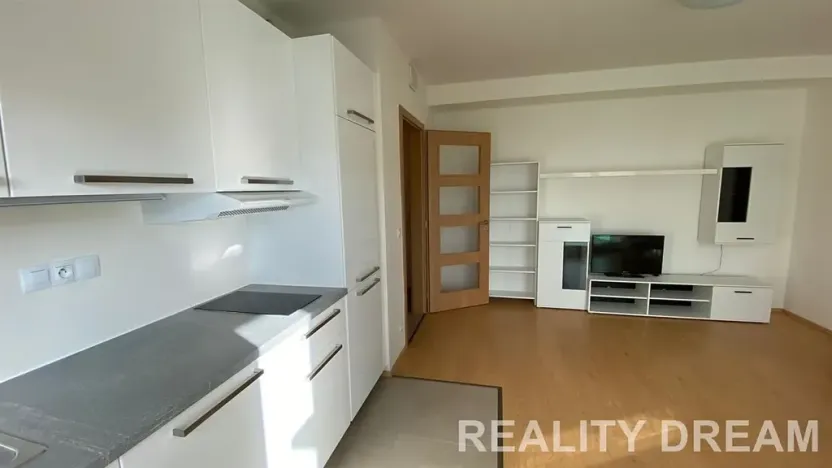 Pronájem bytu 2+kk, Praha - Stodůlky, Petržílkova, 46 m2