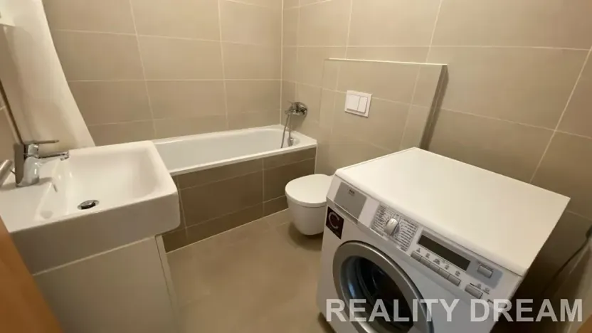 Pronájem bytu 2+kk, Praha - Stodůlky, Petržílkova, 46 m2