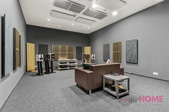 Prodej obchodního prostoru, Praha - Nové Město, Biskupský dvůr, 212 m2