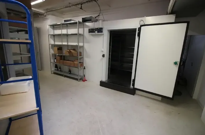 Pronájem obchodního prostoru, Praha - Nusle, Mojmírova, 165 m2