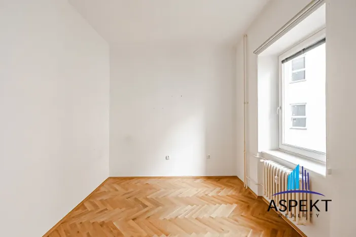 Pronájem bytu 3+1, Praha - Vinohrady, Londýnská, 105 m2