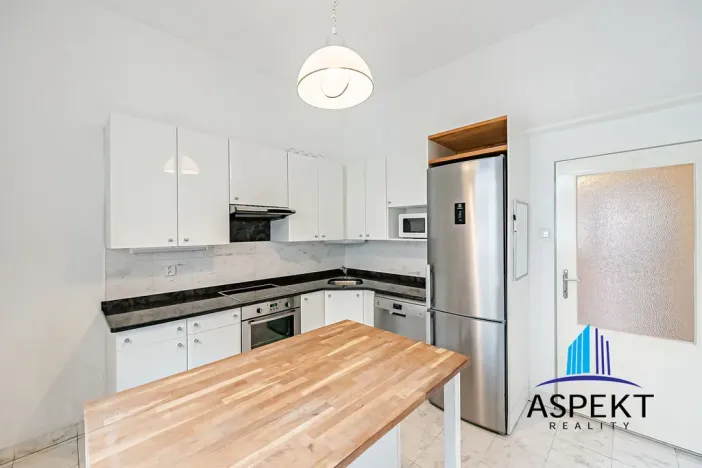 Pronájem bytu 3+1, Praha - Vinohrady, Londýnská, 105 m2