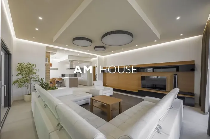 Prodej rodinného domu, Praha - Pitkovice, Křemenáčová, 330 m2