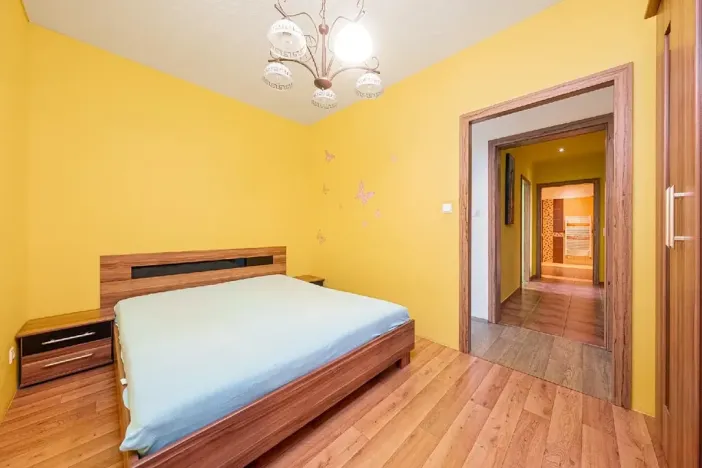 Prodej bytu 2+1, Pardubice, Palackého třída, 71 m2