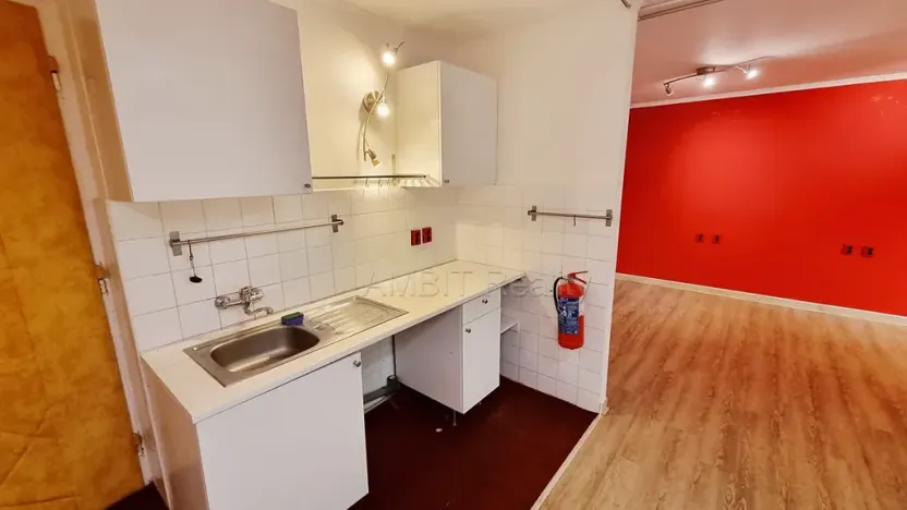 Pronájem kanceláře, Praha - Řepy, Žalanského, 53 m2