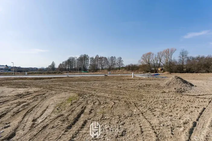 Prodej pozemku pro bydlení, Komárov, 743 m2