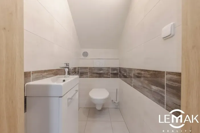 Prodej rodinného domu, Loučany, 123 m2