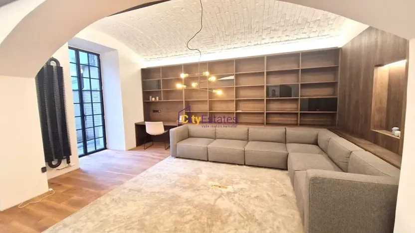 Prodej bytu 1+1, Praha - Smíchov, Janáčkovo nábřeží, 50 m2