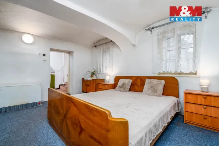 Prodej rodinného domu, Nové Město nad Metují - Krčín, 1. máje, 205 m2