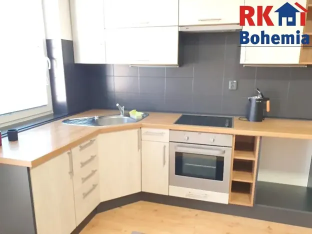 Pronájem bytu 2+kk, Benátky nad Jizerou, náměstí 17. listopadu, 42 m2