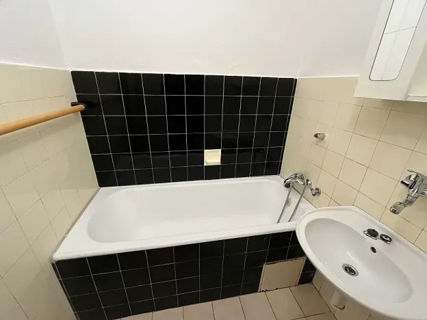 Pronájem bytu 2+1, Brno, Neumannova, 67 m2