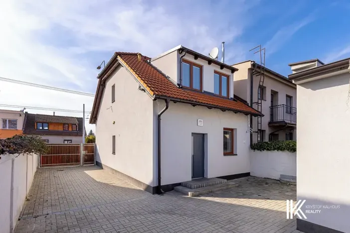 Pronájem kanceláře, Pardubice, Chrudimská, 149 m2