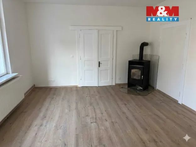 Pronájem bytu 1+1, Benešov nad Ploučnicí, Děčínská, 48 m2