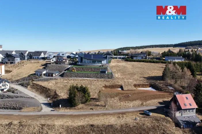 Prodej komerčního pozemku, Loučná pod Klínovcem - Loučná, 1673 m2