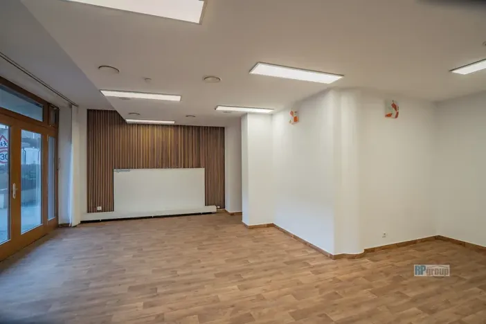 Pronájem obchodního prostoru, Praha - Hlubočepy, Hlubočepská, 104 m2