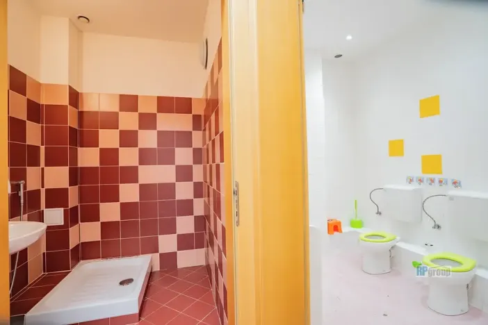 Prodej obchodního prostoru, Praha - Hlubočepy, Hlubočepská, 104 m2