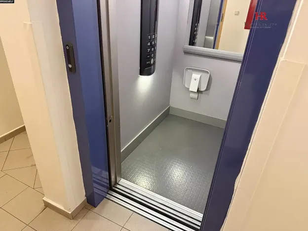 Pronájem bytu 3+kk, Benešov, Dukelská, 74 m2