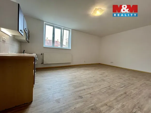 Pronájem bytu 1+kk, Švihov, Čsl. legií, 40 m2