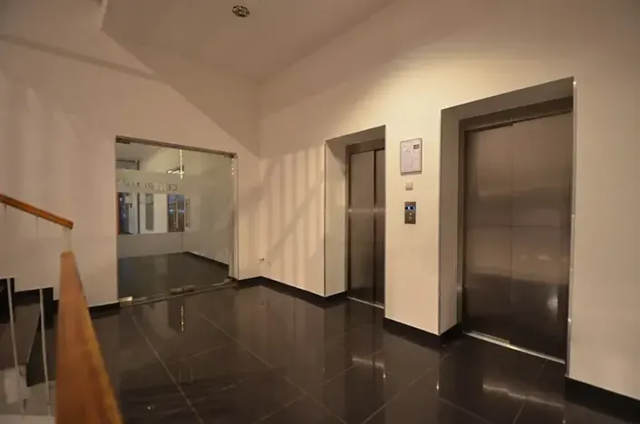 Pronájem kanceláře, Praha - Žižkov, Malešická, 14 m2