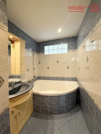 Pronájem bytu 3+1, Klášterec nad Ohří, Na Vyhlídce, 66 m2