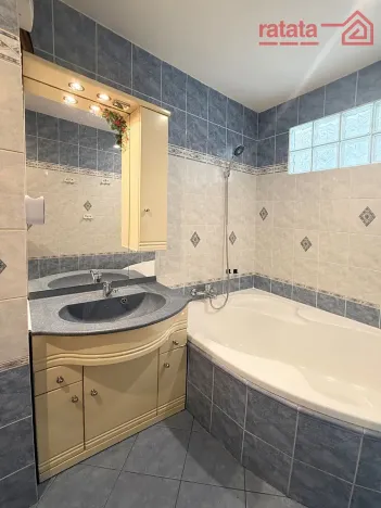 Pronájem bytu 3+1, Klášterec nad Ohří, Na Vyhlídce, 66 m2