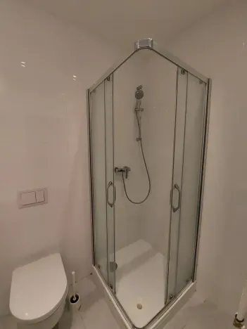 Pronájem bytu 1+kk, Praha - Smíchov, U Pernikářky, 22 m2