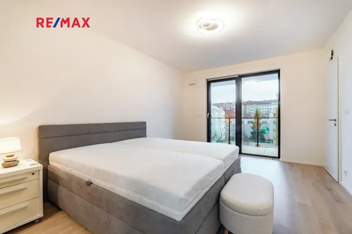 Pronájem bytu 2+kk, Praha - Břevnov, Radimova, 64 m2