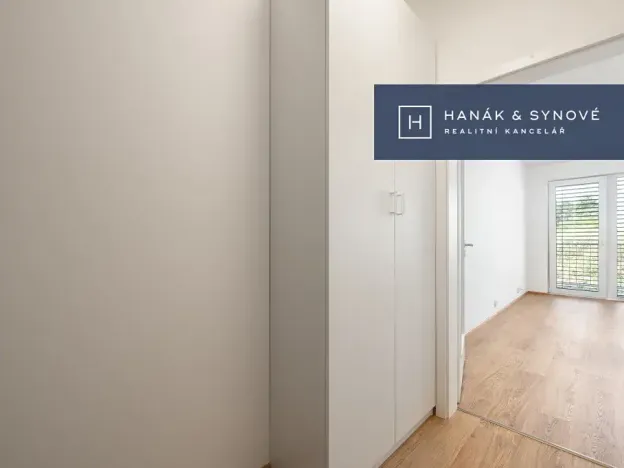 Pronájem bytu 1+kk, Pohořelice, U Kasáren, 27 m2