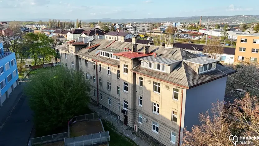 Pronájem bytu 2+kk, Olomouc, Jeremenkova, 48 m2