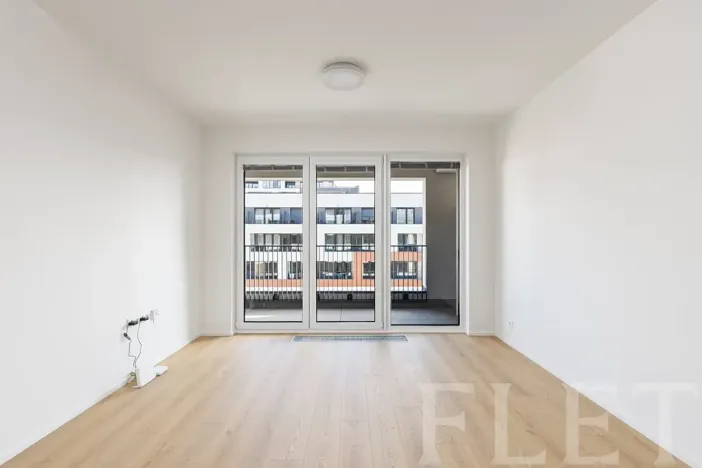Pronájem bytu 1+kk, Praha - Hloubětín, Poděbradská, 30 m2