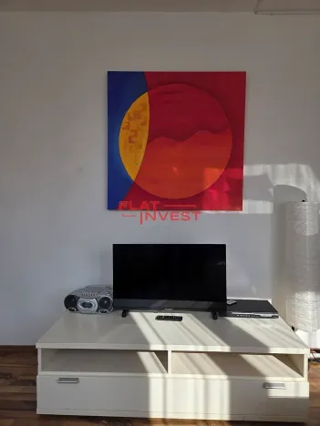 Pronájem bytu 1+1, Praha - Kobylisy, Akátová, 33 m2