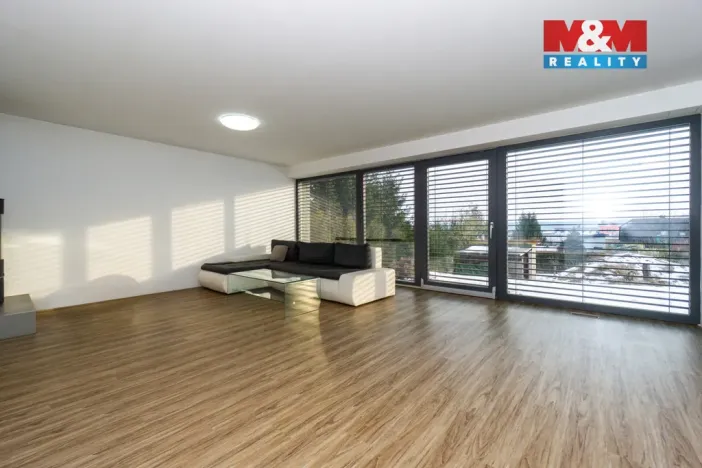 Prodej rodinného domu, Rohovládova Bělá, 287 m2