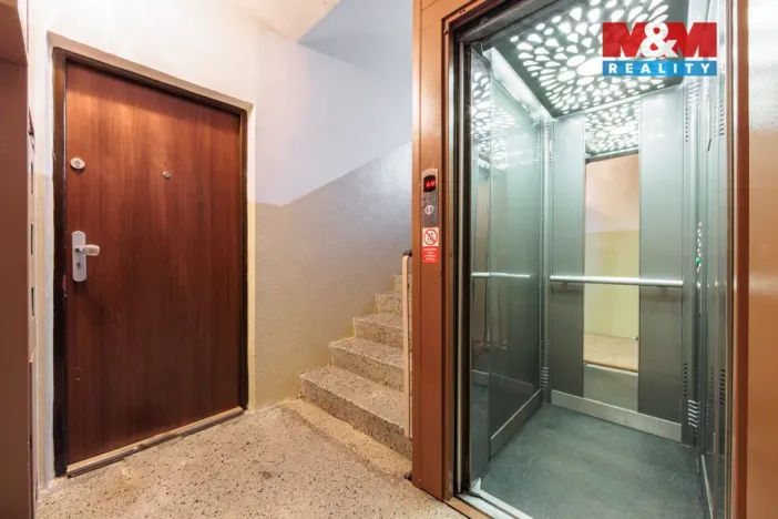 Pronájem bytu 1+1, Sokolov, Švabinského, 39 m2