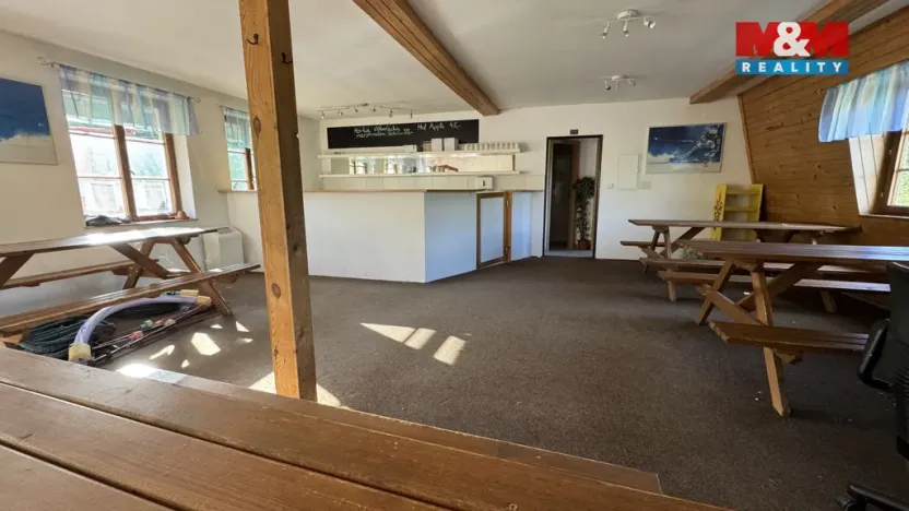 Prodej komerční nemovitosti, Plavy, 180 m2