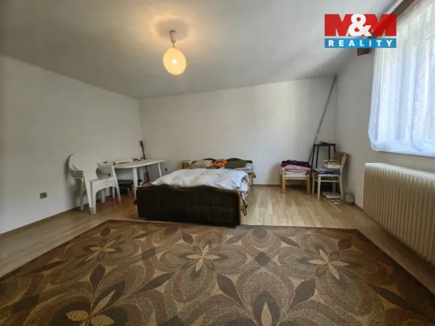 Prodej rodinného domu, Okřesaneč, 243 m2