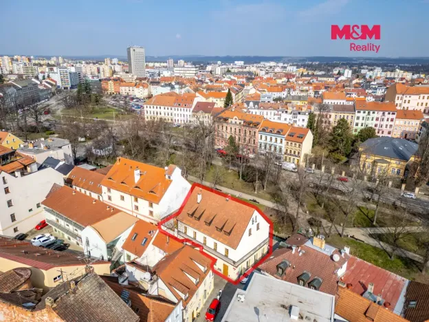 Prodej obchodního prostoru, České Budějovice - České Budějovice 1, Hradební, 615 m2