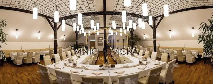 Prodej restaurace, Říčany, Olivova, 909 m2