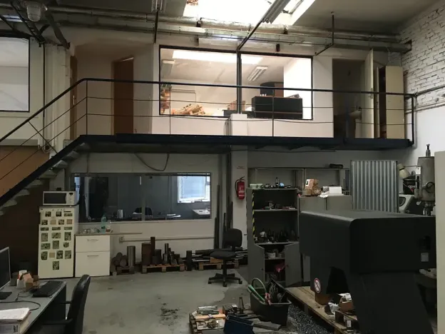 Pronájem výrobních prostor, Brno, Valchařská, 340 m2