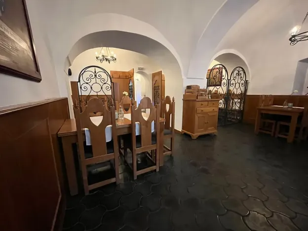 Pronájem restaurace, Kolín, 131 m2