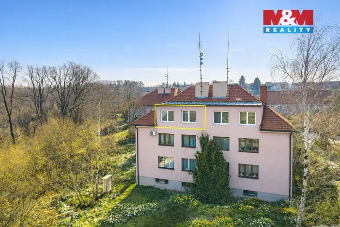 Prodej bytu 1+kk, Doubravčice, V bytovkách, 35 m2