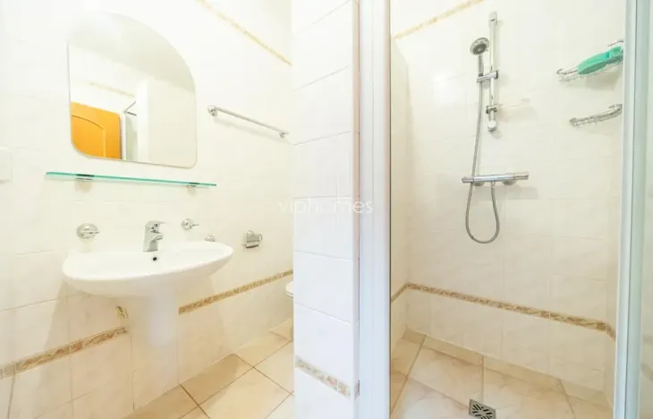 Pronájem rodinného domu, Horoměřice, 280 m2