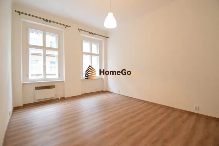 Pronájem bytu 1+1, Praha - Vršovice, Sevastopolská, 30 m2